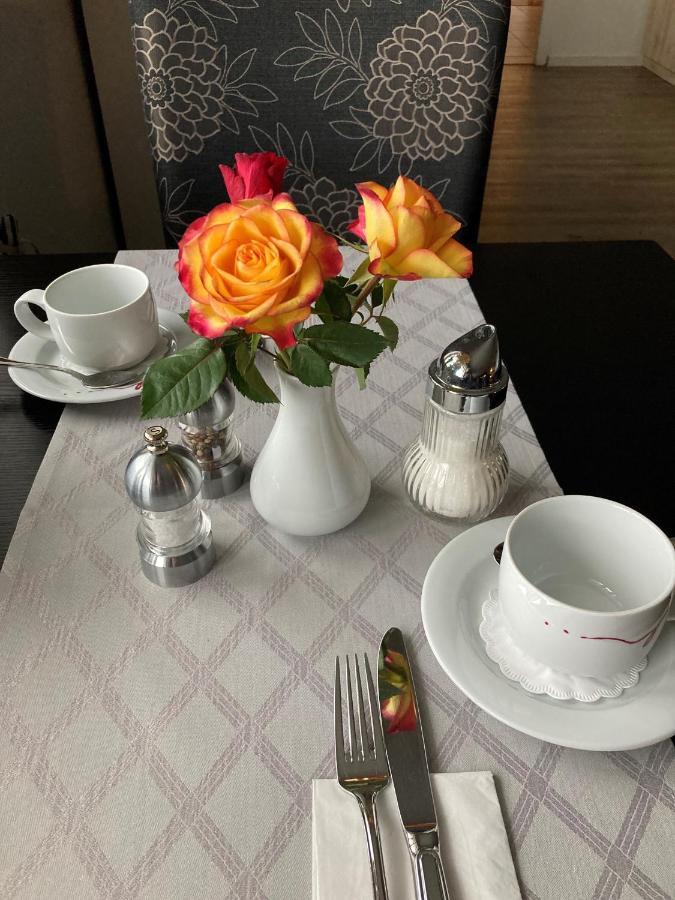 Hotel Konradp Holzkirchen Holzkirchen  Esterno foto