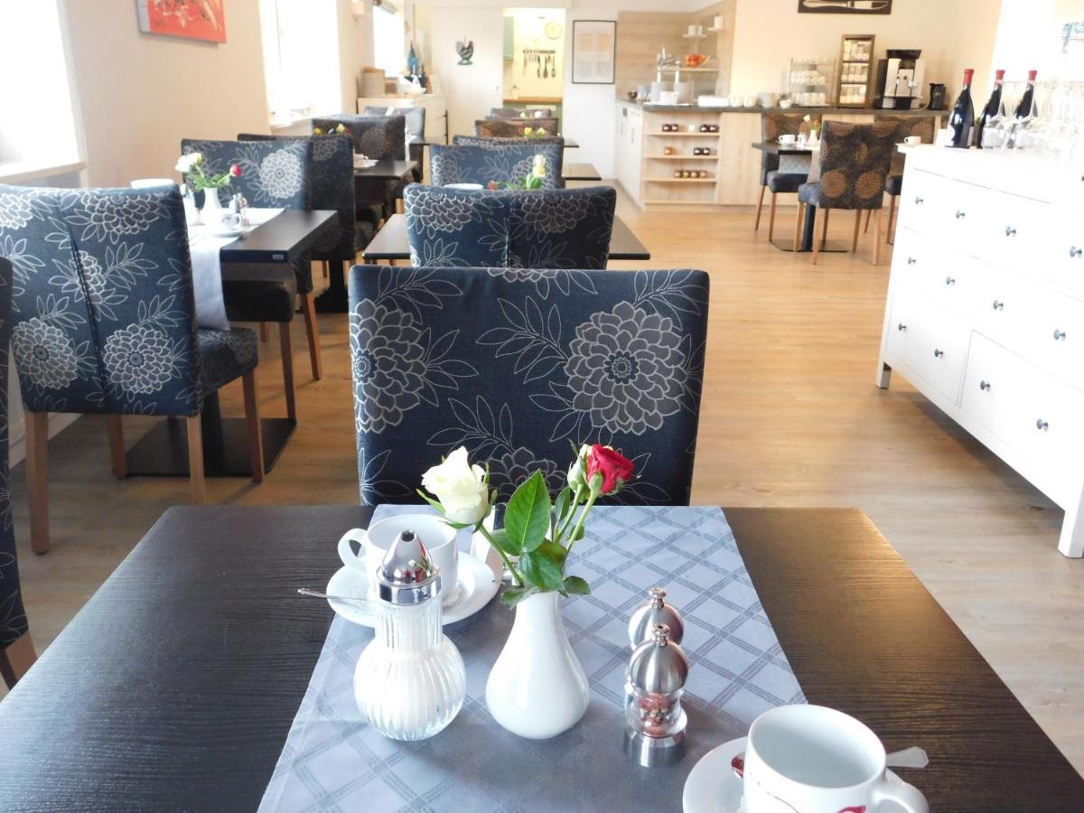 Hotel Konradp Holzkirchen Holzkirchen  Esterno foto