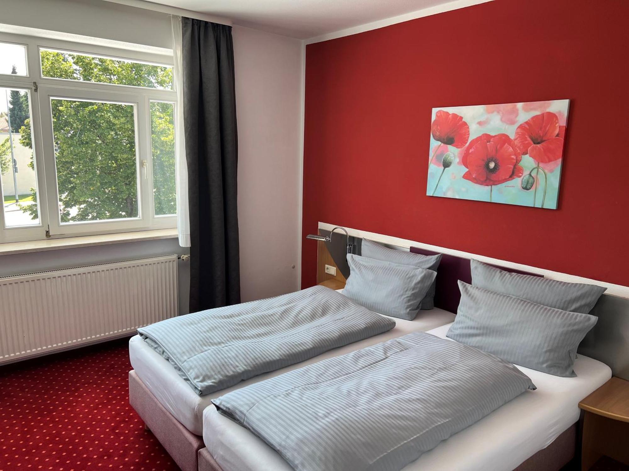 Hotel Konradp Holzkirchen Holzkirchen  Esterno foto