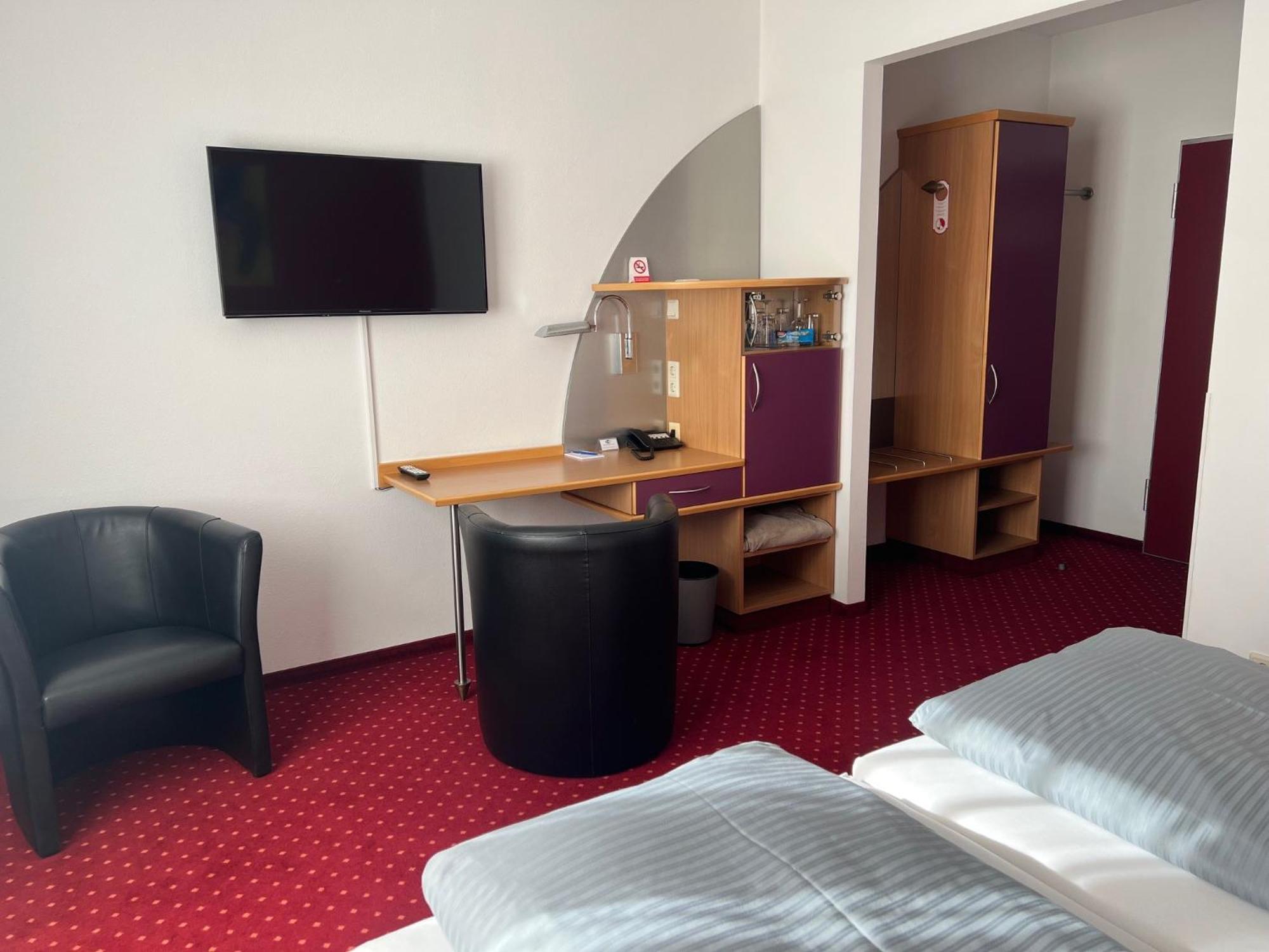 Hotel Konradp Holzkirchen Holzkirchen  Esterno foto